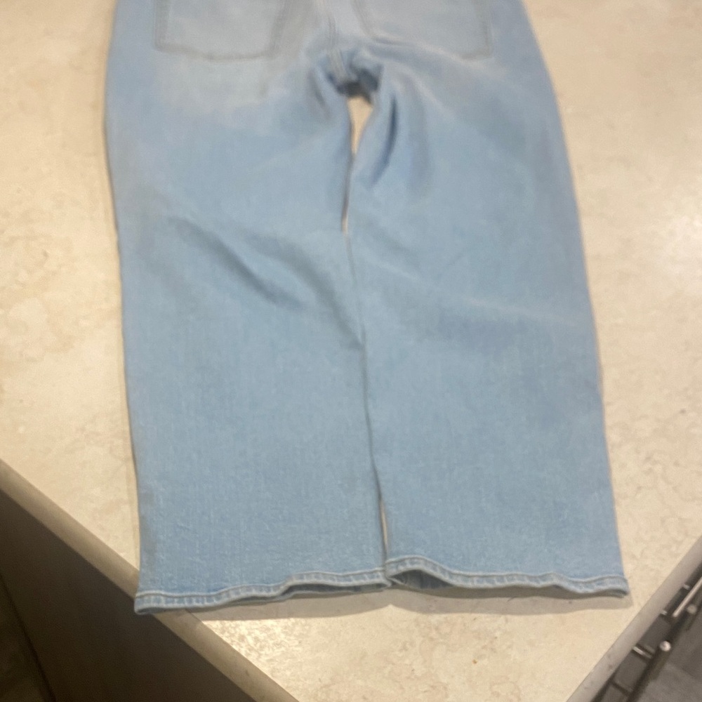 Universal Thread Women's Light Blue Mid Rise 80’s Slim Jeans - Picture 10 of 10
